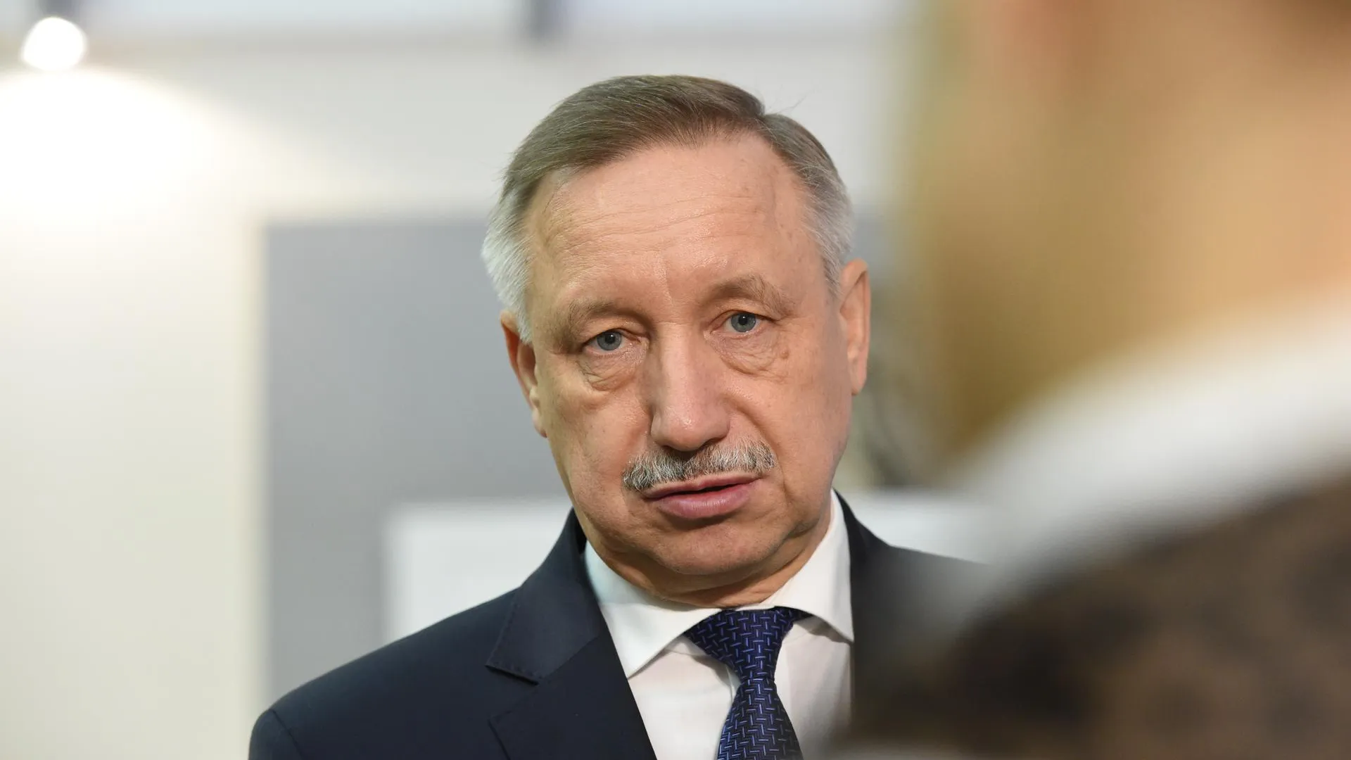 Губернатор Санкт-Петербурга сообщил об общих туалетах для девочек и мальчиков в украинских школах