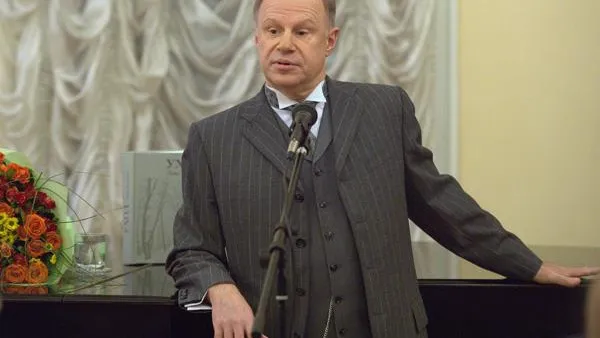 Авангард Леонтьев: я счастлив, что в Губернский театр вдохнули новую жизнь
