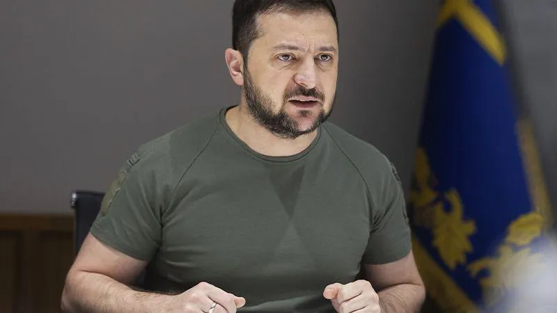 Зеленский отказался от украинского языка 