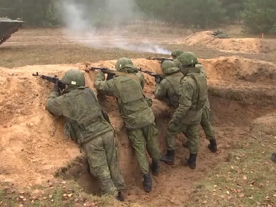 «Вечером, когда немного стемнеет»: боец СВО рассказал, как правильно маскироваться