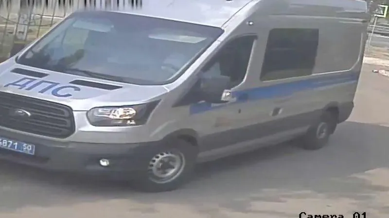 Сотрудники ДПС в Электроуглях довезли беременную женщину в роддом