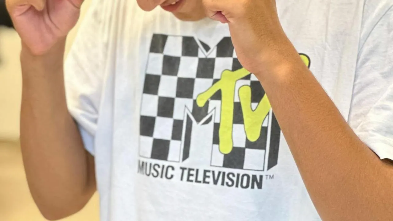 Тутта Ларсен: телеканал MTV был инструментом «мягкой силы» Запада