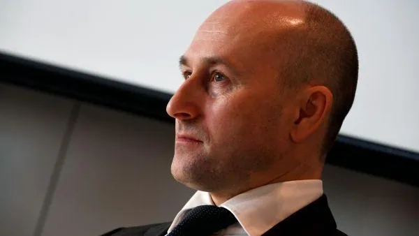 Стариков оценил намерение США провести «саммит демократий»