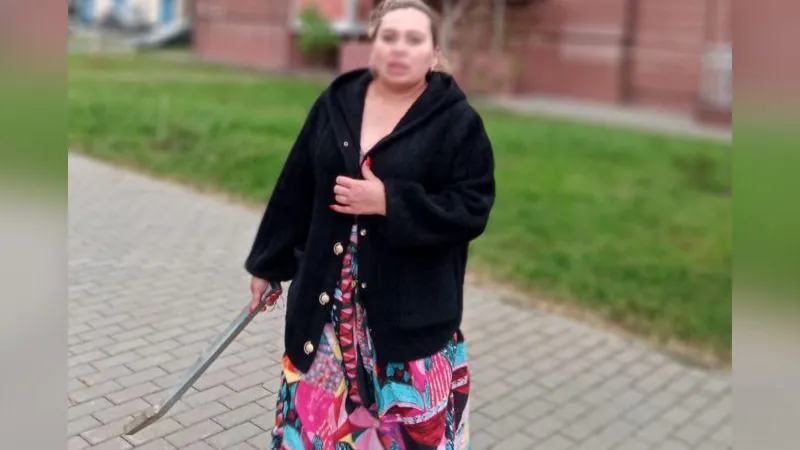 Дамы, выгуливающие собак, устроили драку с подручным оружием в Балашихе