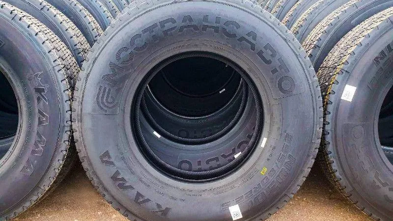 В Мострансавто поступит почти 10 тысяч шин для автобусов