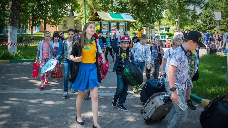 Не все дома: летом в Подмосковье будут работать около 1200 детских лагерей