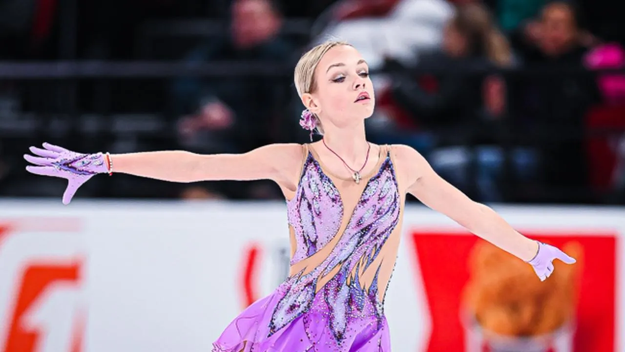 Ирина Костылева заявила, что ее дочь продала родную мать ради любви к Плющенко