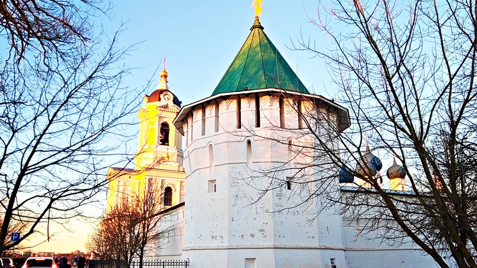 Серпухов. Высоцкий монастырь. Фото: REGIONS/Алексей Селиверстов
