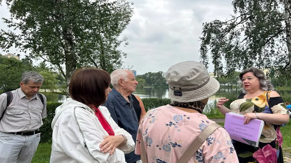 На экскурсии. Фото: /t.me/artreutov