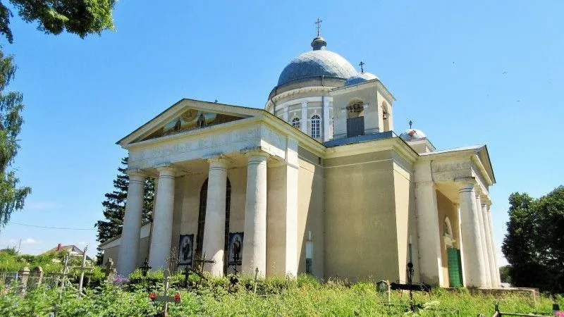 Никольская церковь в Серебряных Прудах