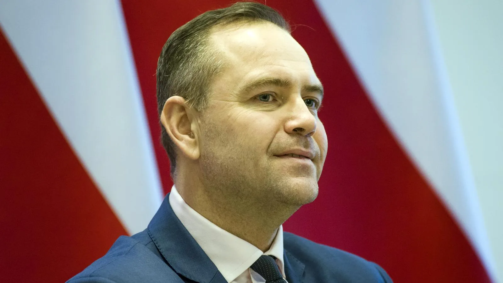 Кароль Навроцкий. Attila Husejnow