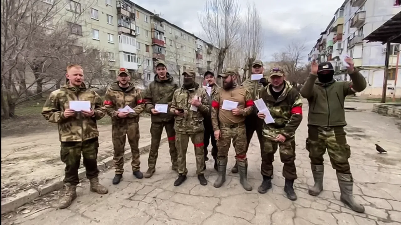 «Трогают ребят за душу»: стало известно, что в посылках на передовую может обрадовать бойцов