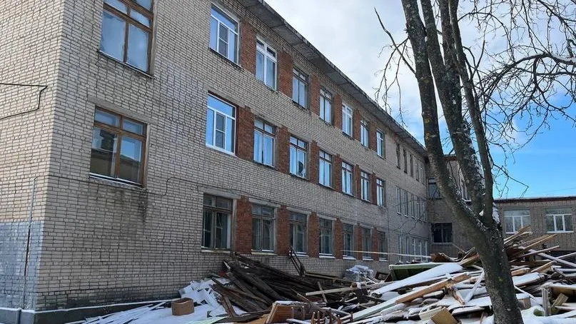 Капремонт десятой школы в Кашире планируют завершить до осени