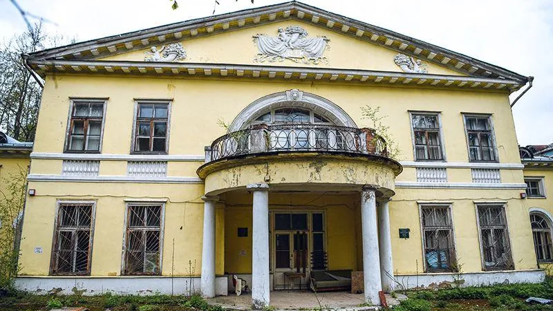 Усадьба Виноградово и заброшенный санаторий «Долгие пруды»