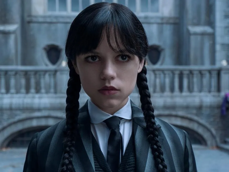 «Уэнсдей» возвращается: о чем будет второй сезон культового сериала от Netflix, новые герои и когда смотреть в России