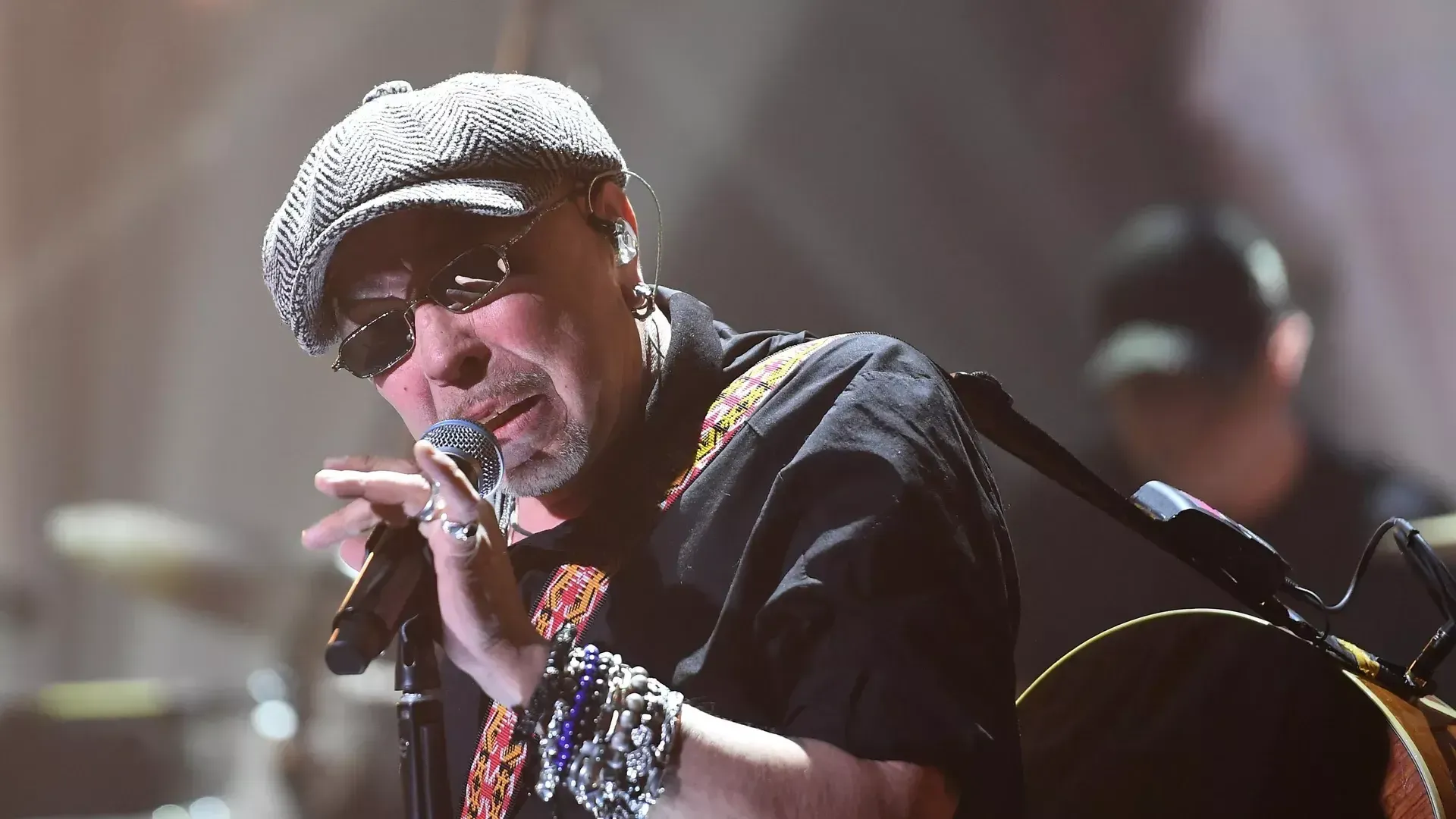 Гарика Сукачева экстренно госпитализировали, все концерты отменены