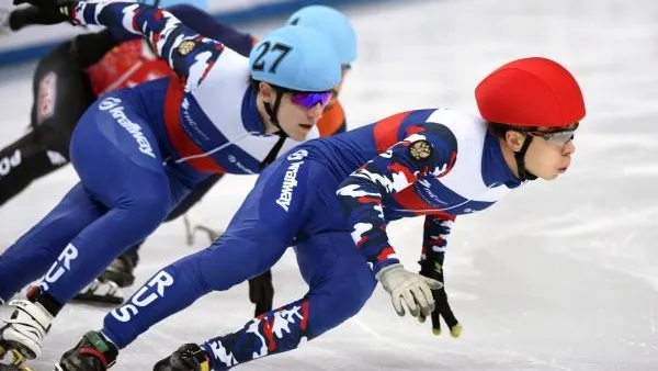 В командной гонке на чемпионате РФ в Коломне победили конькобежцы сборной Москвы