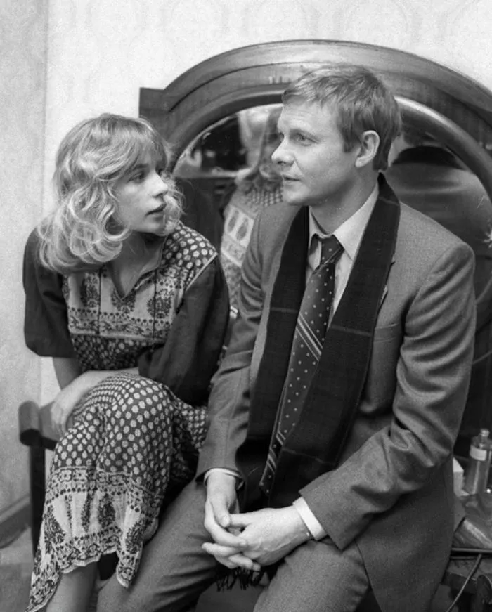 Вера Глаголева и Виталий Соломин в фильме «Искренне ваш»