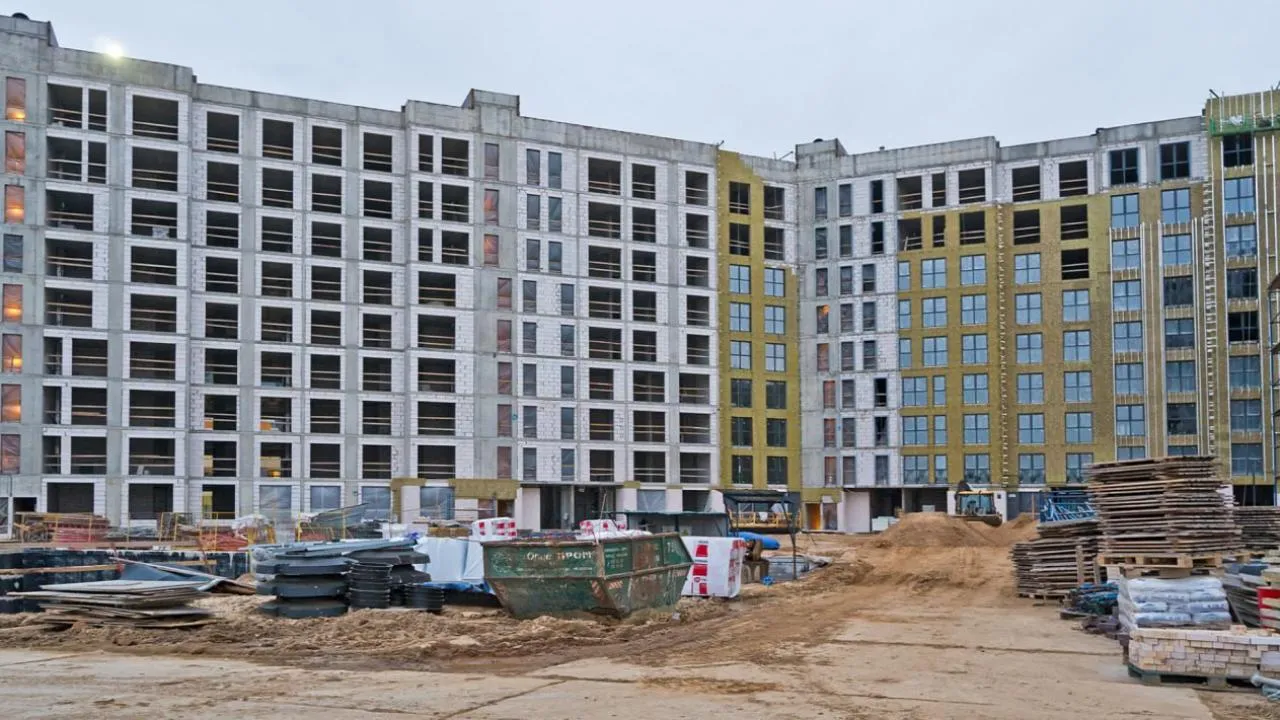 ЖК бизнес-класса «Резиденция Сколково» продолжают возводить в Подмосковье
