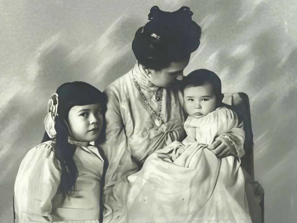 Зинаида Григорьевна Морозова с дочерью Марией и сыном Саввой, 1903 год. Фото: музей-заповедник Горки Ленинские