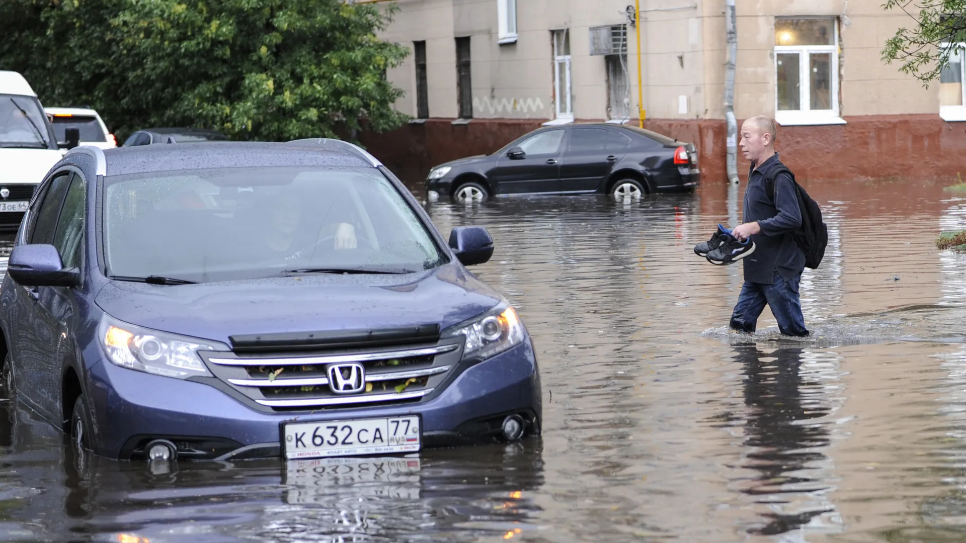 Сильный ливень прошел в Москве