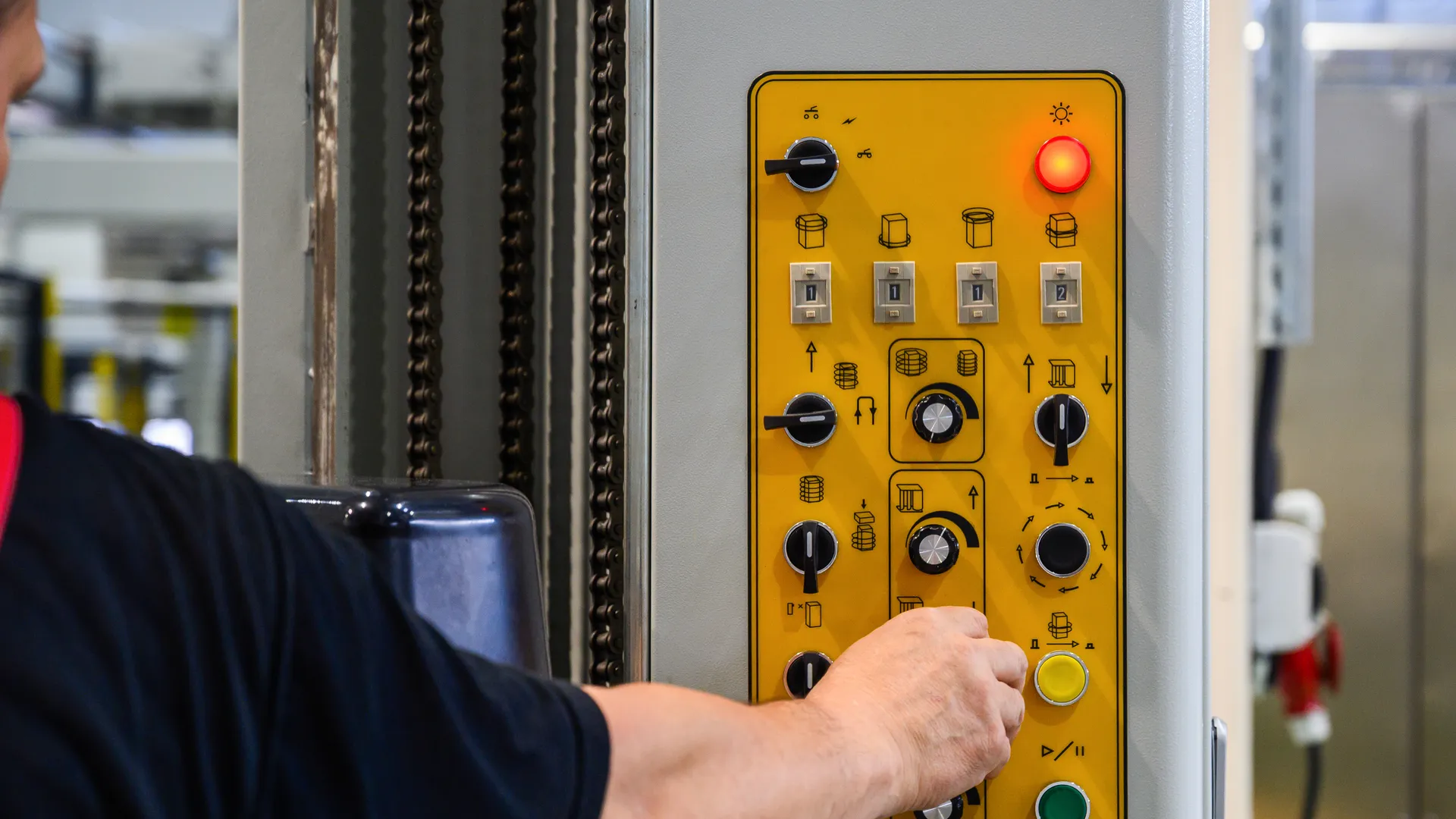 Завод по производству упаковки для пищевых продуктов «МолоПак» в Чехове