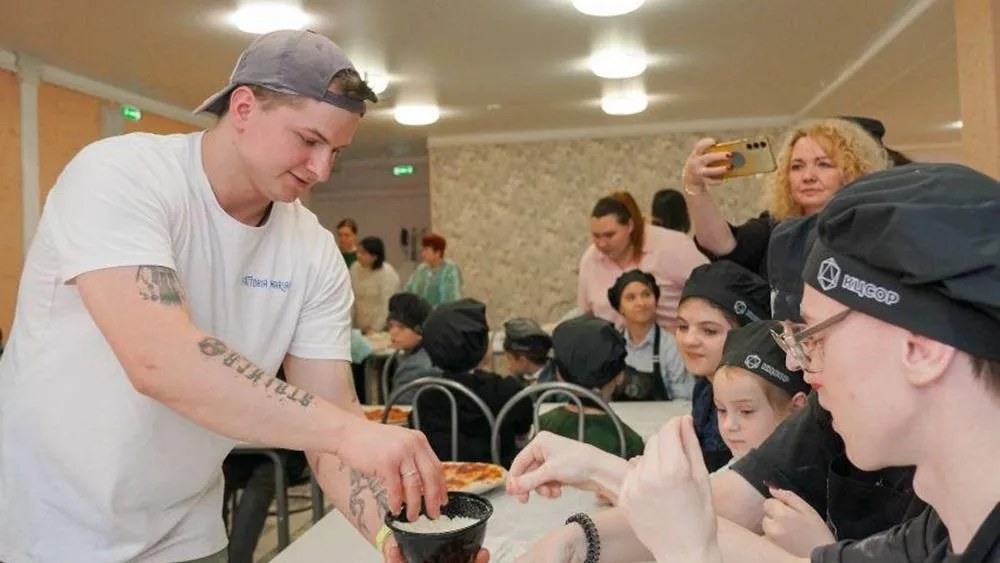 В Клину провели кулинарный мастер-класс для жителей Курского приграничья