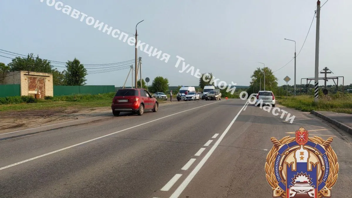 Четверо человек, включая детей, пострадали на трассе в лобовом ДТП