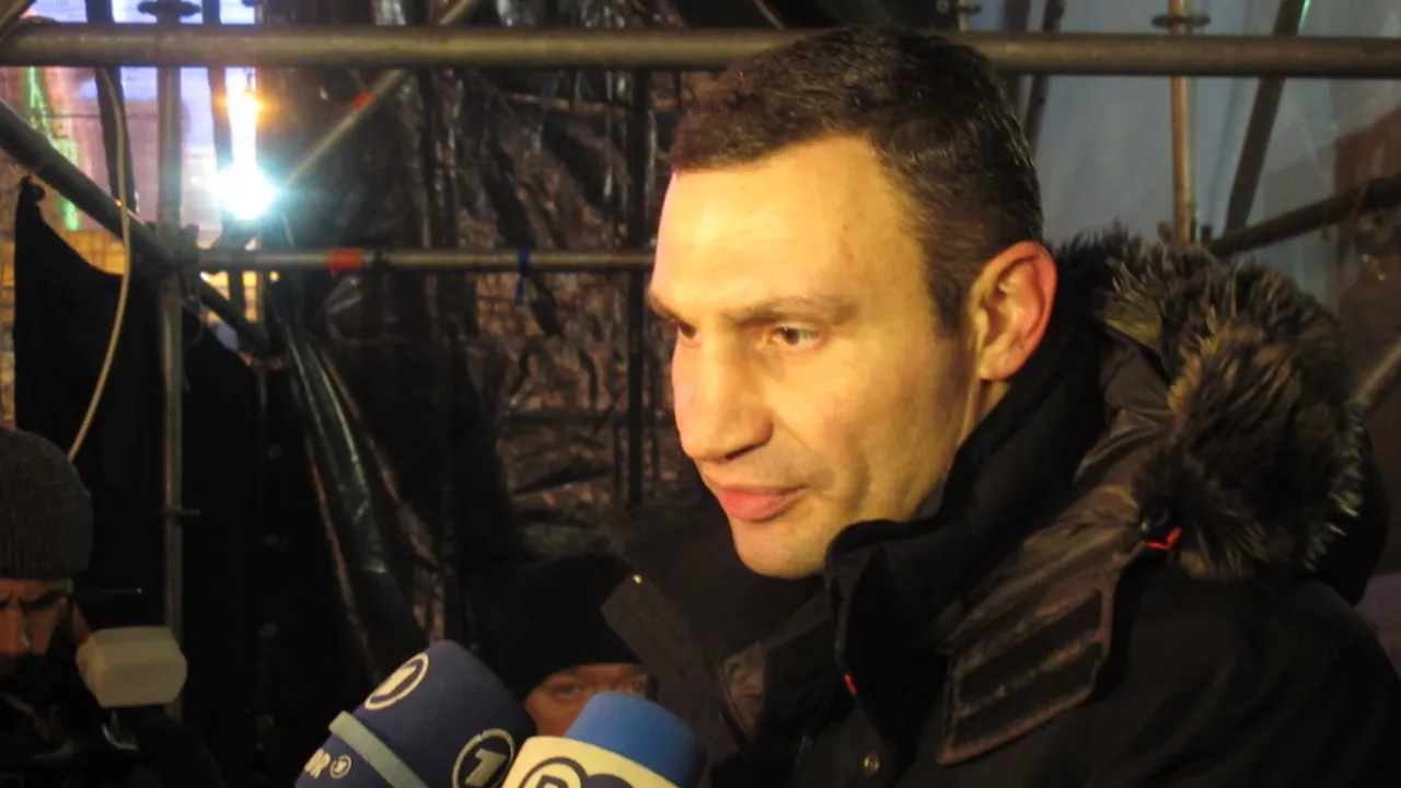 Мэр Киева заявил о повреждении входа на станцию метро в результате взрыва
