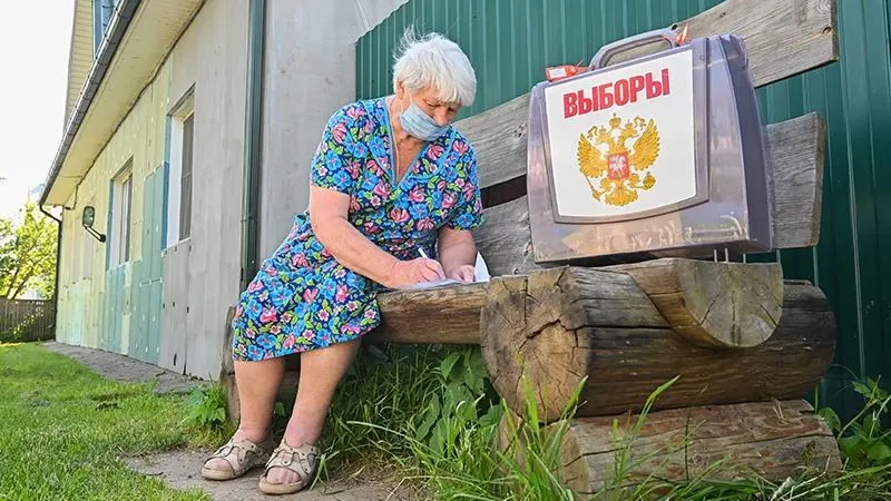 «Мне заражаться нельзя!»: почему пенсионеры в Подмосковье выбирают голосование на дому 