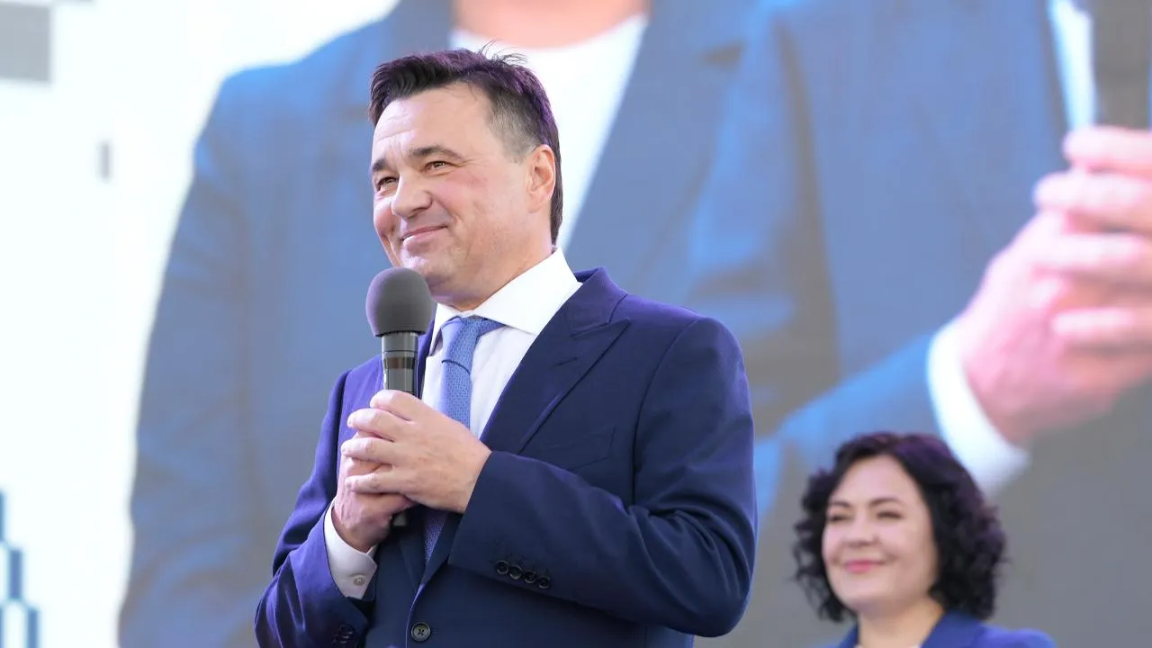 Андрей Воробьев поздравил жителей с открытием образовательного кластера на базе Технолицея им. Долгих