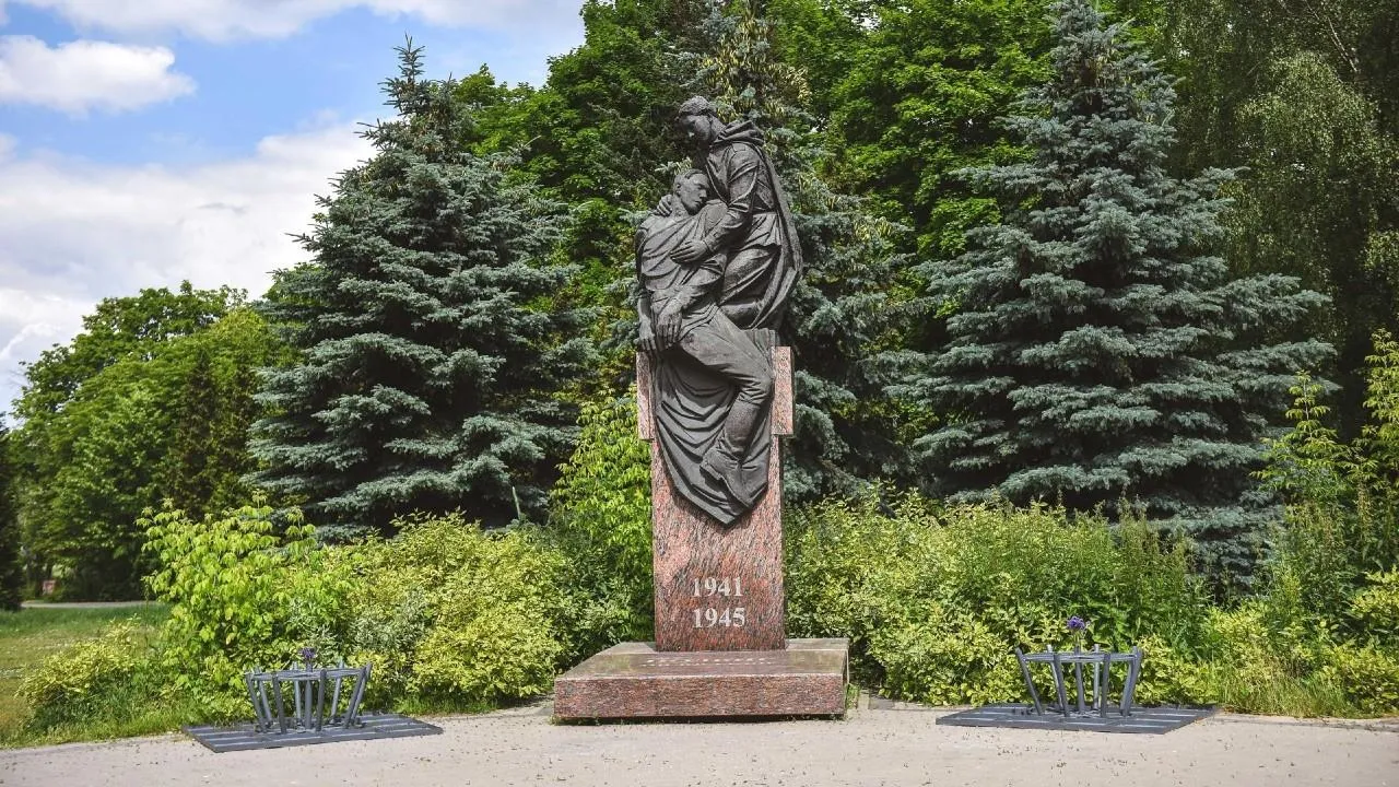 Памятник в Химках включили в коллекцию карт «Стрелка» к 9 Мая