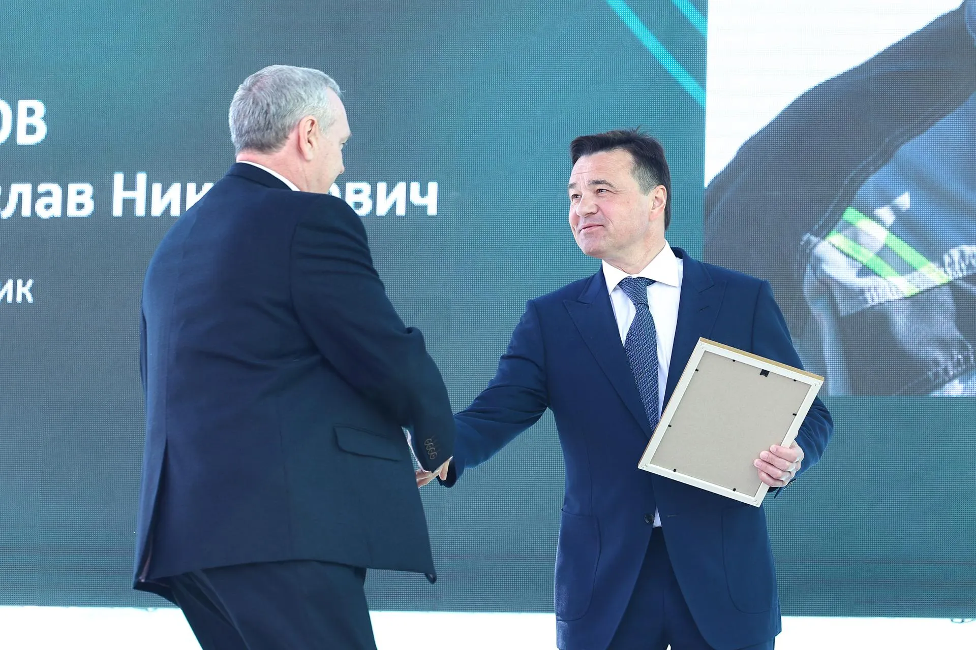 Антон Чернов