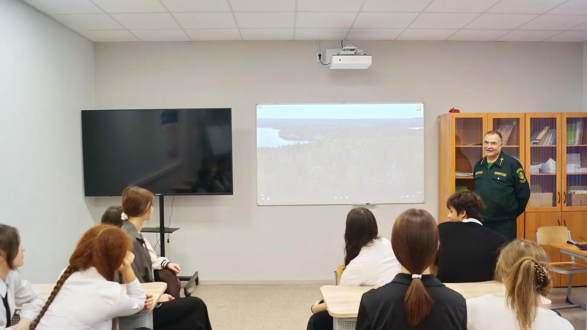 Губернский колледж