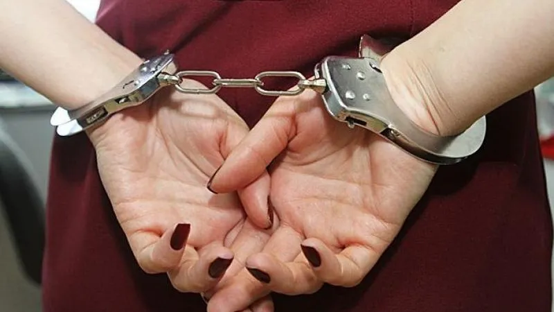  Девушка ударила мужчину ножом в развлекательном заведении в Воскресенске 