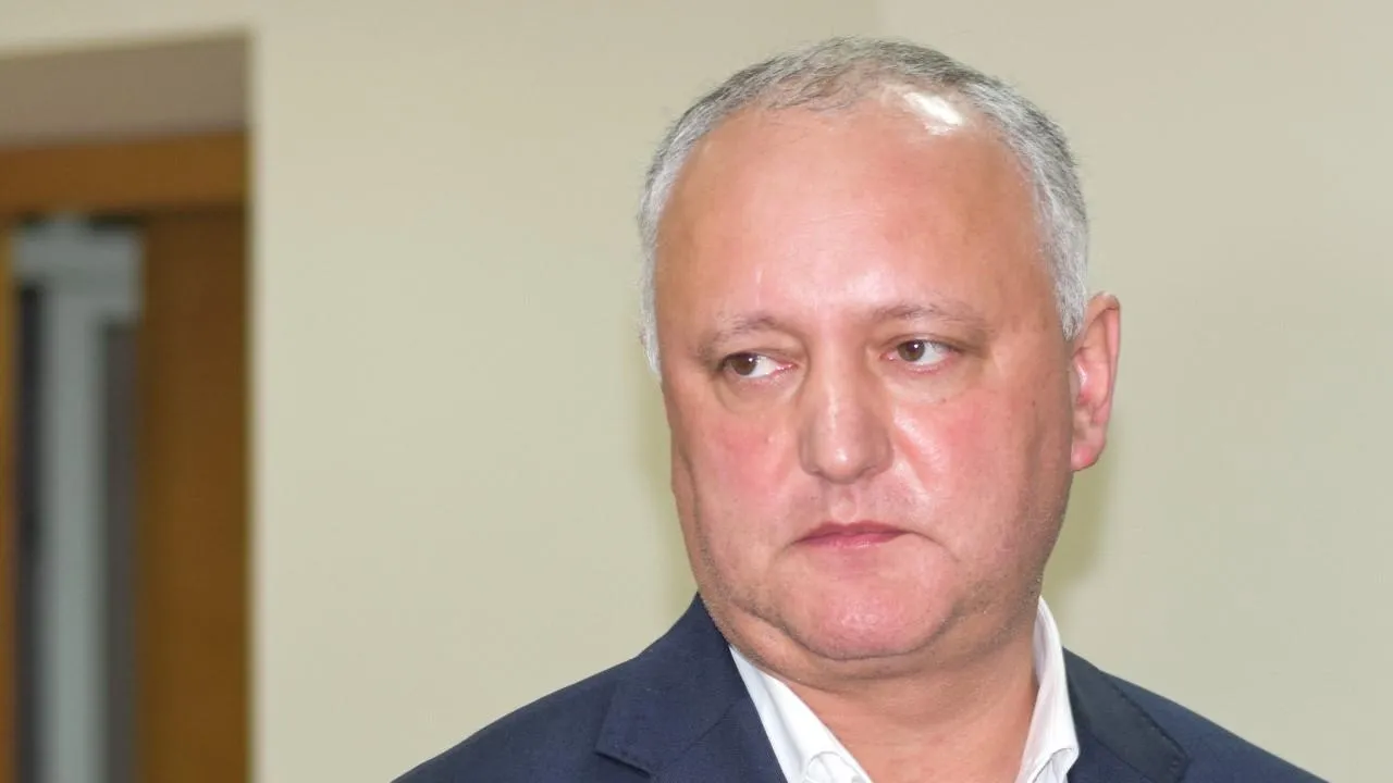 Экс-президент Молдавии Додон осудил участие республики в саммите НАТО