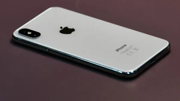 Хакеры научились через сайт взламывать старые модели iPhone
