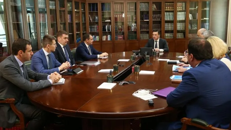 Работа УК и благоустройство. Воробьев провел совещание в правительстве МО