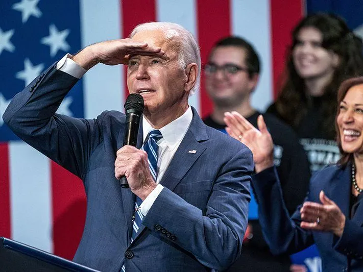 Скоро республиканцы будут атаковать Байдена жестче — мнение политолога