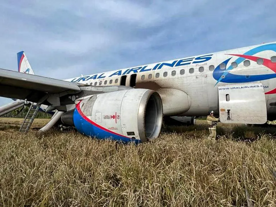 «Выполним за пять лет»: в Госдуме призвали восстанавливать авиастроение, чтобы не допустить ЧП, подобных посадке Airbus