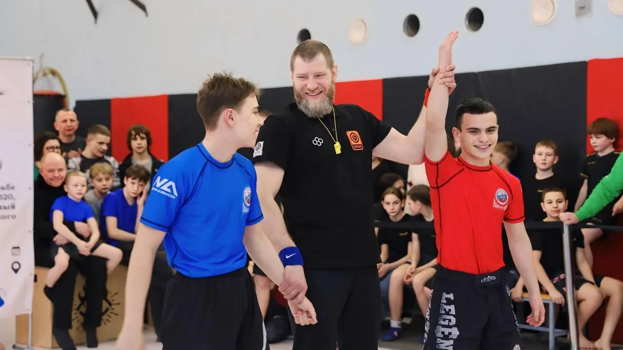 Сила духа и воля к победе: бойцы из двух областей выявили сильнейших на ринге в Волоколамске