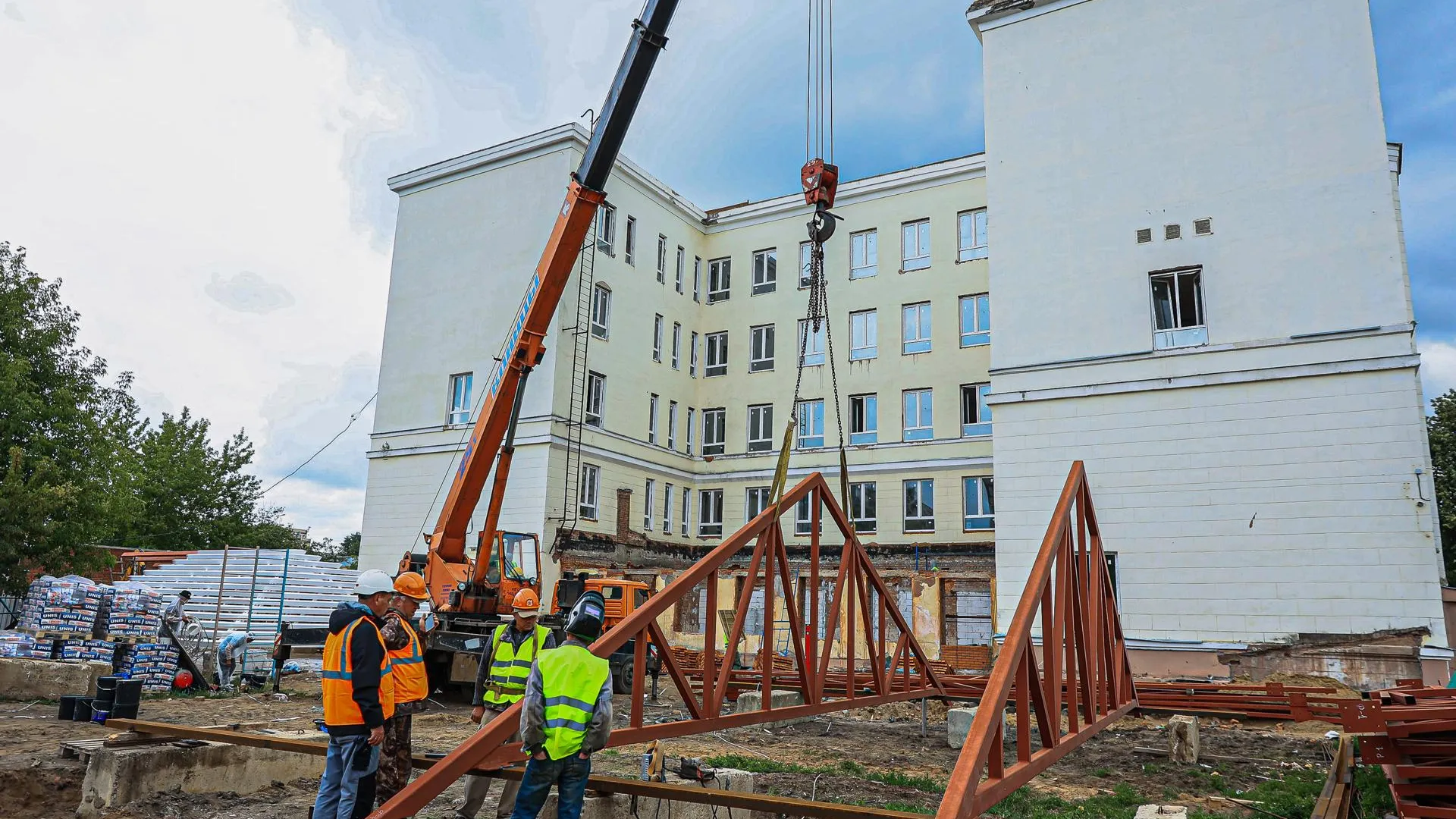 Капремонт второй школы имени В. В. Дагаева в Лосино-Петровском завершат к новому учебному году