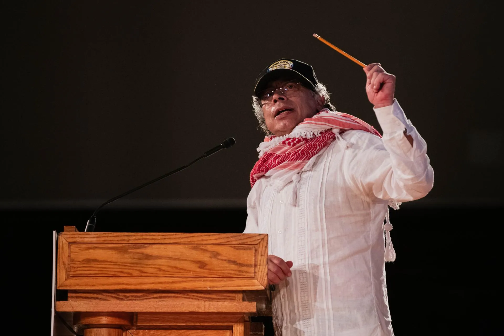 Roy De La Cruz