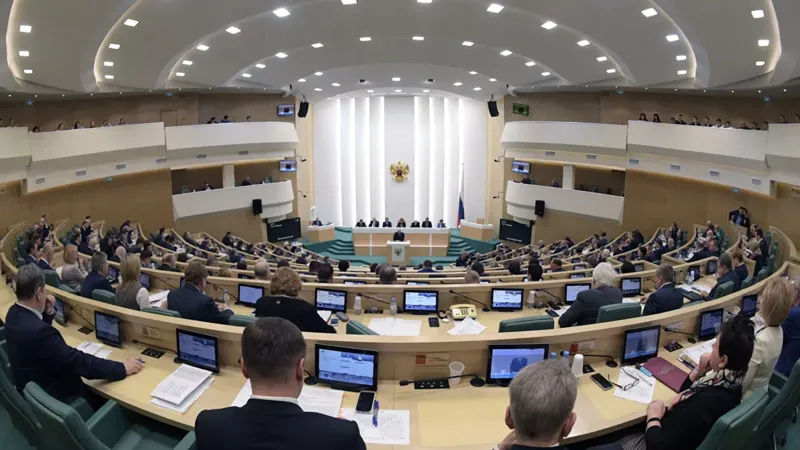 В Совфеде осудили слова сенатора США о возможном применении ядерного оружия