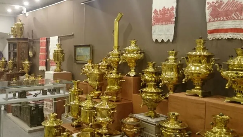 Более 80 самоваров в форме репы и груши представят на выставке в Звенигороде