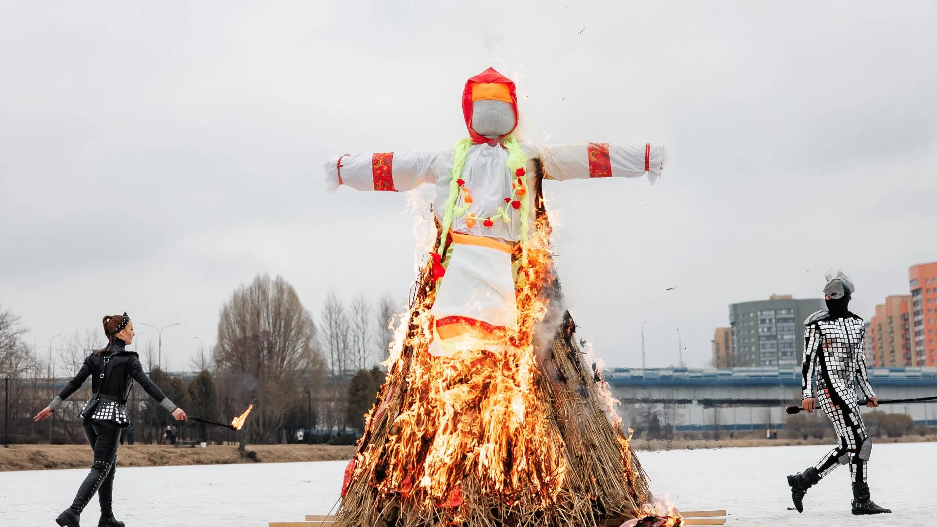 Жители и гости Подмосковья смогут отметить «Солнечную Масленицу» в парках