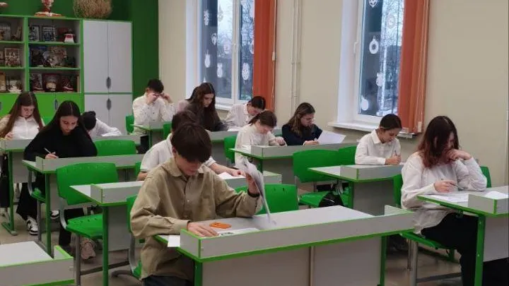Комплексную региональную диагностическую работу написали в подмосковных школах