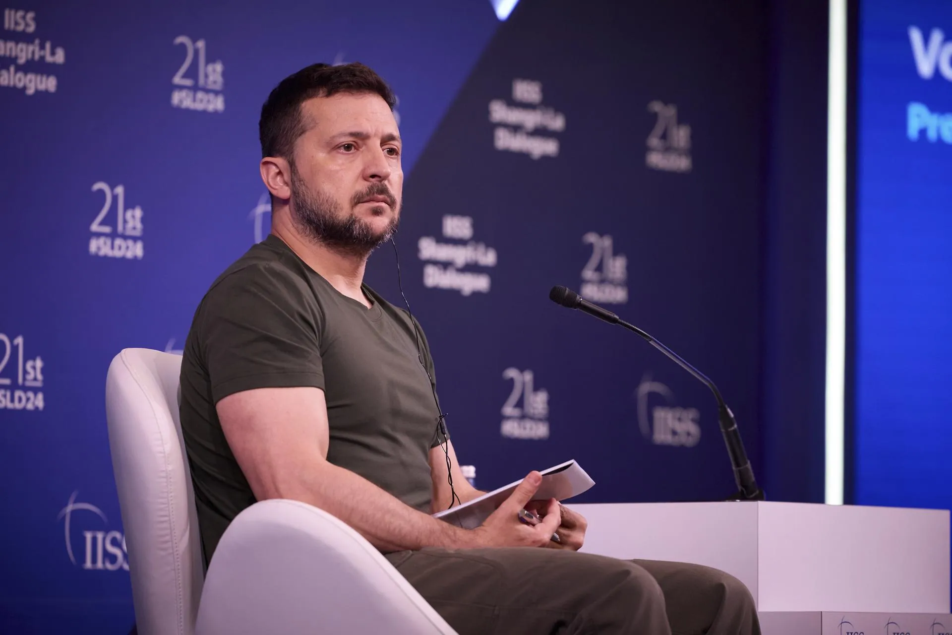 Президент Украины Владимир Зеленский на форуме по безопасности «Диалог Шангри-Ла» / Pool /Ukrainian Presidentia