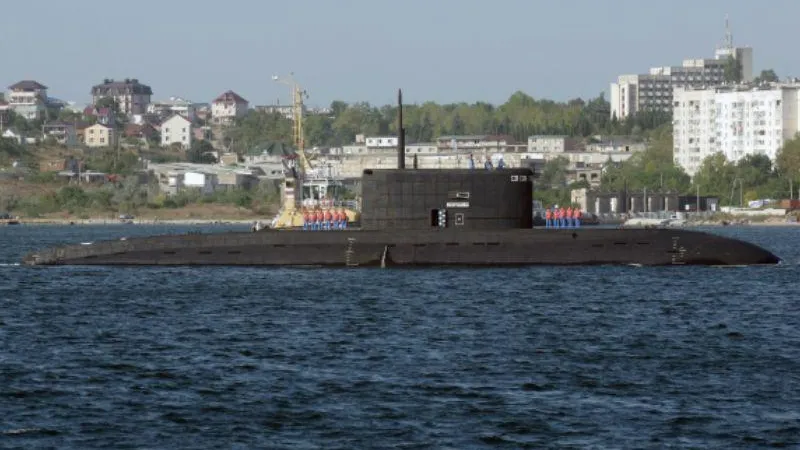 Российские подводники провели учения в акватории Черного моря