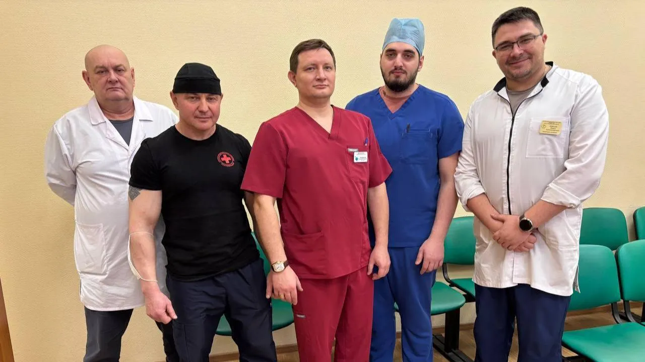 В больнице Балашихи помогли девушке, которая получила серьезные травмы на железной дороге